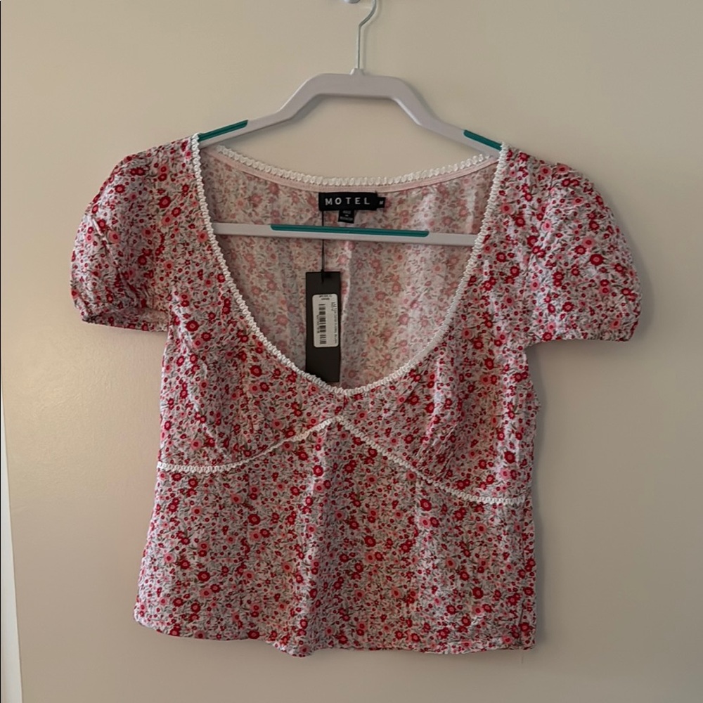 Motel Rocks Lazy Top Ditsy Floral Blush Red